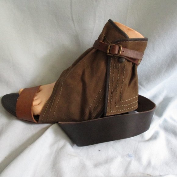 CHLOE Strappy Canvas Gladiator SANDAL Flat Shoe 36 Boho BROWN KHAKI - Picture 2 of 8